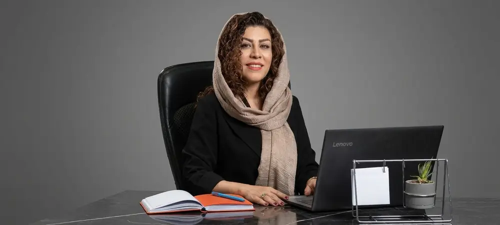مریم سرداری، بنیانگذار منوسازان